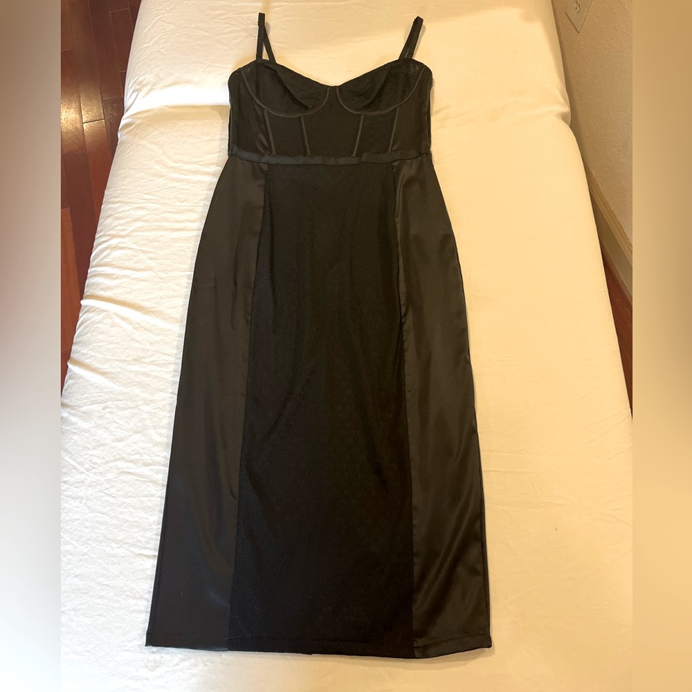 Women’s Black Lacey See-through Pencil Victoria Secret Dress Small